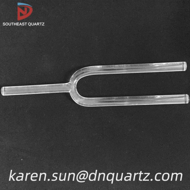 quartz crystal tuning fork